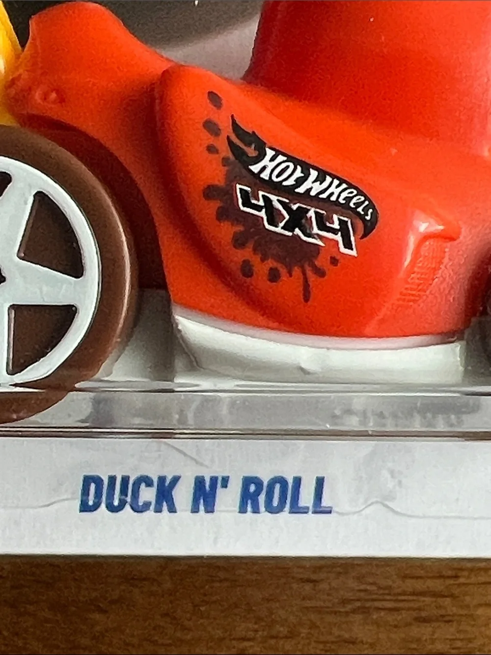 HW Dirt Duck N’ Rollff Hot Wheels- Orange & Yellow